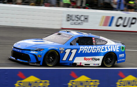 NASCAR drivers head into week-long break before Iowa race pondering playoff chase